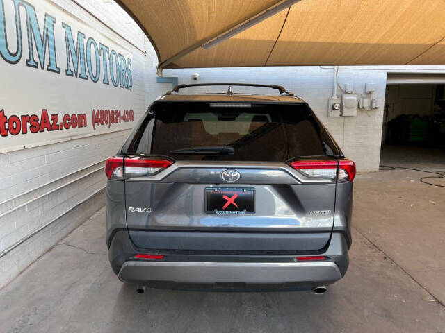 Image 4 of 2021 Toyota RAV4