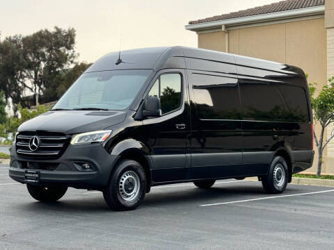 2023 Mercedes-Benz Sprinter 2500