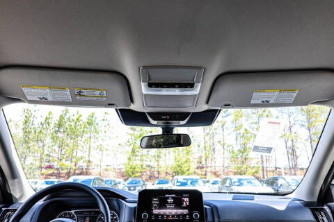 2025 Nissan Pathfinder S