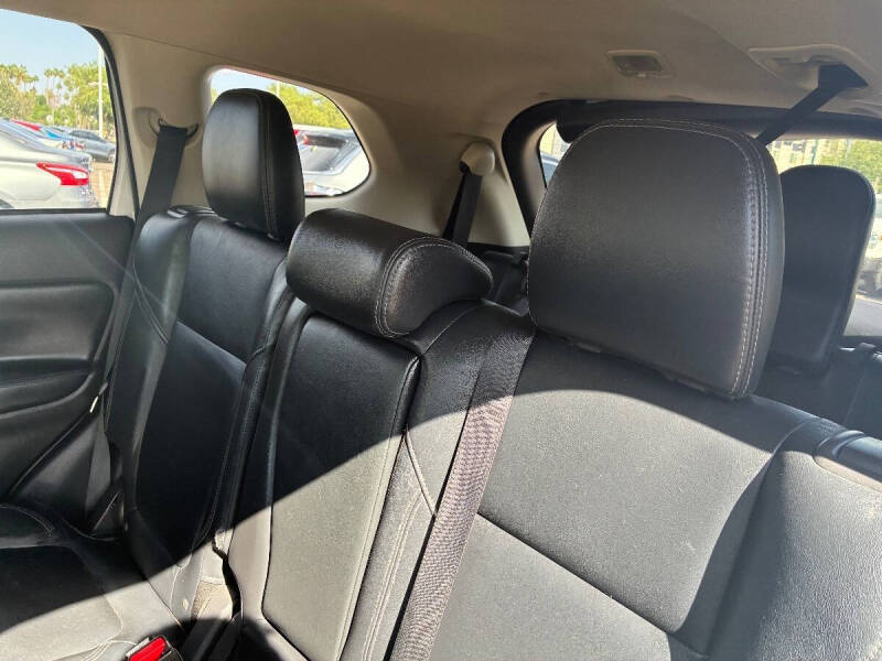 2020 Mitsubishi Outlander SEL