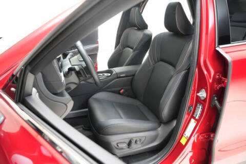 2025 Toyota Crown Signia Limited