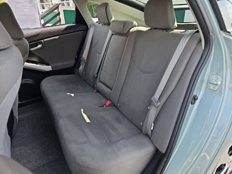 2013 Toyota Prius Two