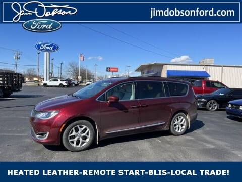 2017 Chrysler Pacifica for sale at Jim Dobson Ford in Winamac IN