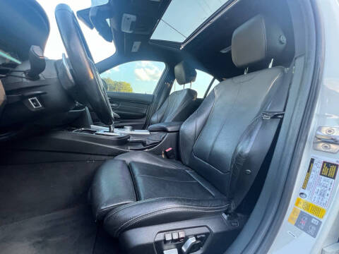 2018 BMW 3 Series 330e iPerformance