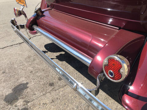 1932 Ford 2 Door Sedan