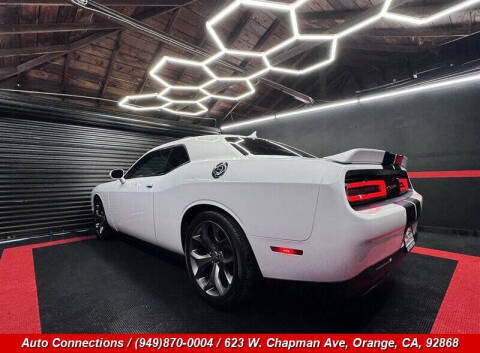 2015 Dodge Challenger SXT Plus
