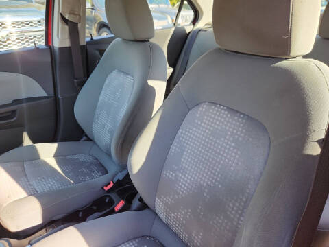 2014 Chevrolet Sonic LS Auto