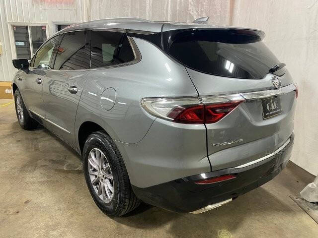 2023 Buick Enclave Essence