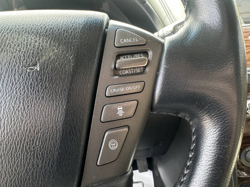 2017 Nissan Armada Platinum