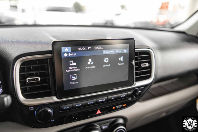 2020 Hyundai Venue SEL