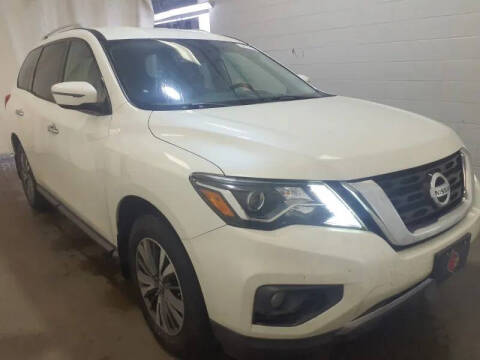 2017 Nissan Pathfinder SV