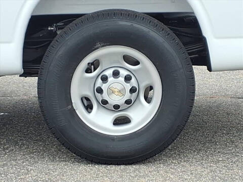 2025 Chevrolet Express 2500