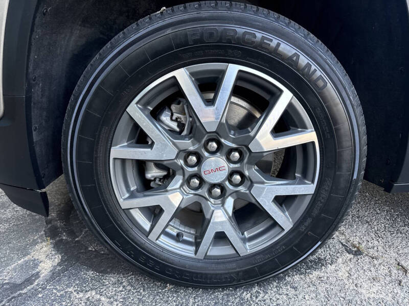 2022 GMC Acadia SLE