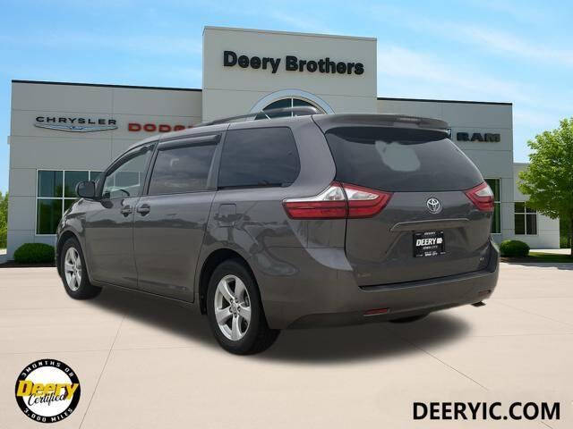 2015 Toyota Sienna