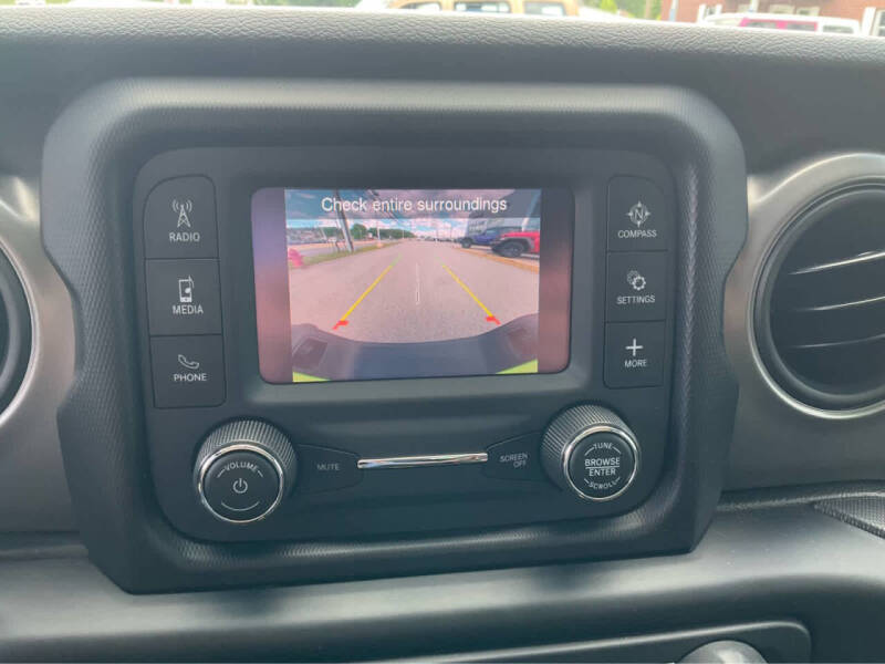 2021 Jeep Gladiator Willys