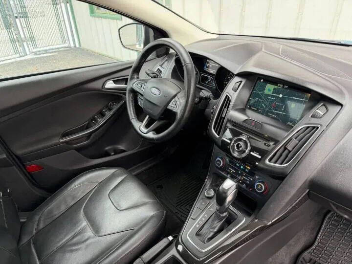2017 Ford Focus Titanium