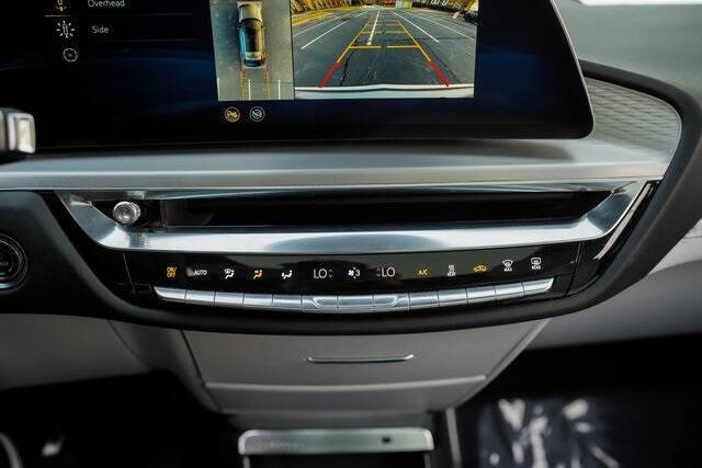 2024 Cadillac LYRIQ Luxury 1