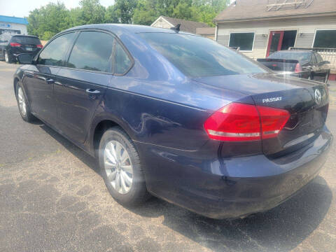 2014 Volkswagen Passat 2.5L Wolfsburg Edition