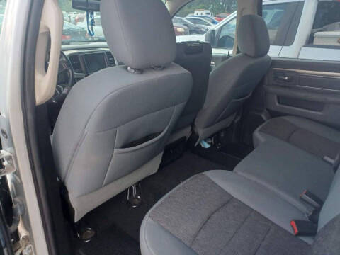 2014 RAM 1500 SLT