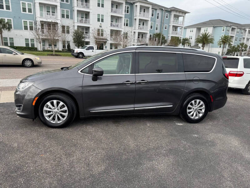 2018 Chrysler Pacifica Touring L
