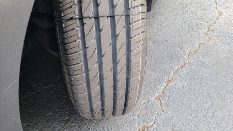 2016 Toyota Prius Three