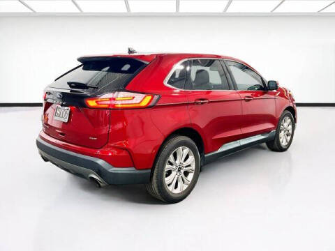 2023 Ford Edge Titanium