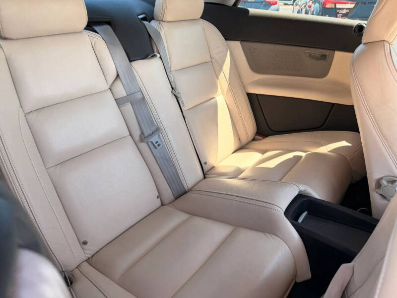 2011 Volvo C70 T5