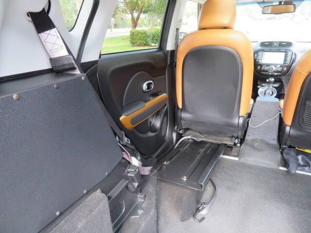 2016 Kia Soul !