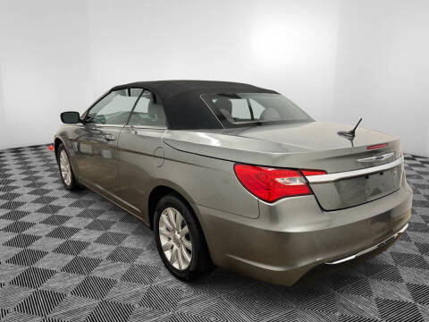 2012 Chrysler 200 Touring