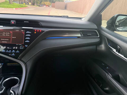 2020 Toyota Camry XSE