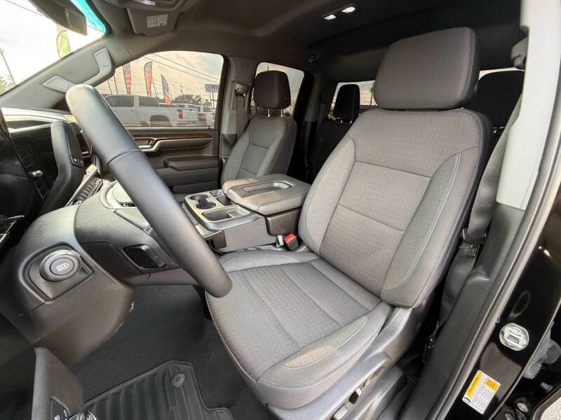 2023 GMC Sierra 1500 SLE