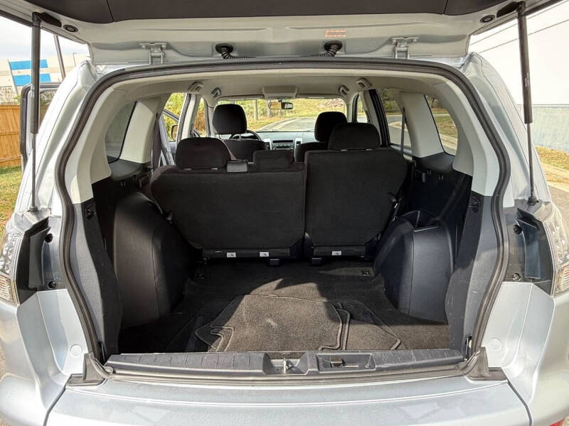 2010 Mitsubishi Outlander ES