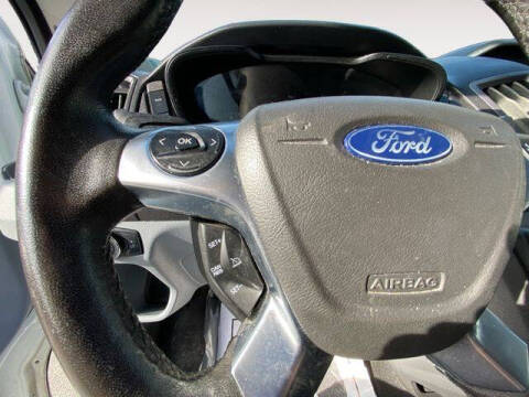 2019 Ford Transit 150 XLT