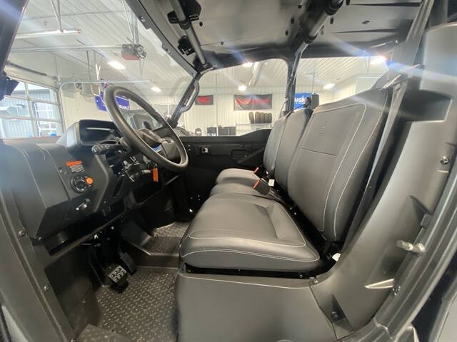 2025 Segway UT10 CREW