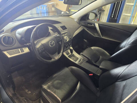 2011 Mazda MAZDA3 s Grand Touring