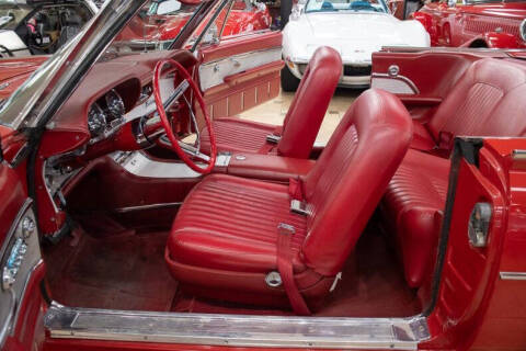 1962 Ford Thunderbird