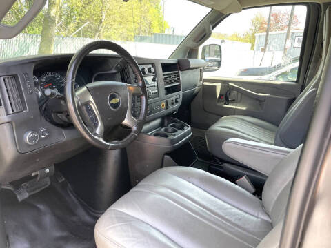 2018 Chevrolet Express 2500