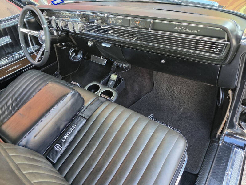 1965 Lincoln Continental