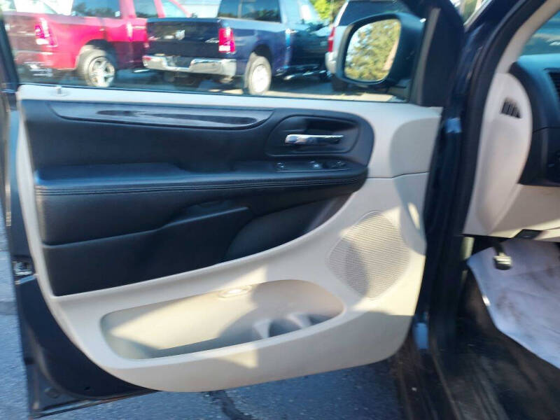 2014 Dodge Grand Caravan SE