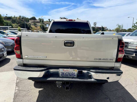 2004 Chevrolet Silverado 2500 LS