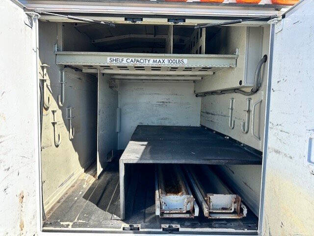 2012 Chevrolet Silverado 3500HD CC