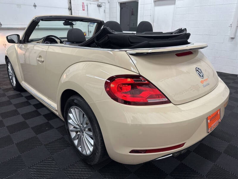2019 Volkswagen Beetle Convertible 2.0T SE