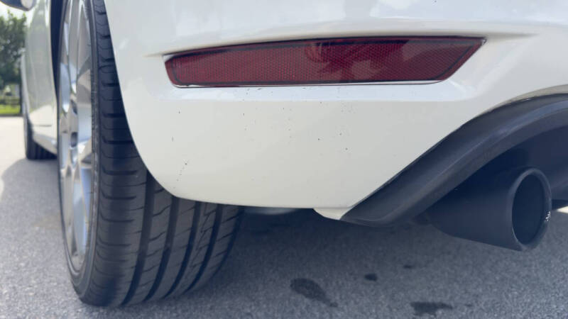 2013 Volkswagen GTI Wolfsburg Edition