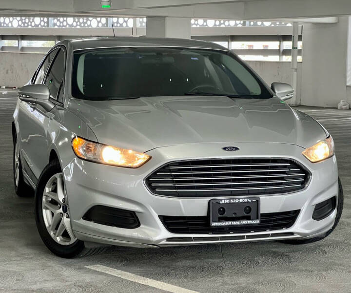 2016 Ford Fusion SE photo 8