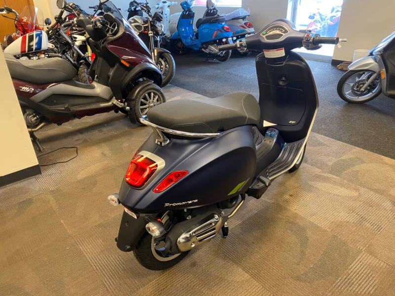 2025 Vespa Primavera Tech 50
