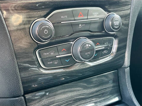 2022 Chrysler 300 Touring