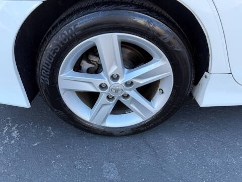 2012 Toyota Camry SE