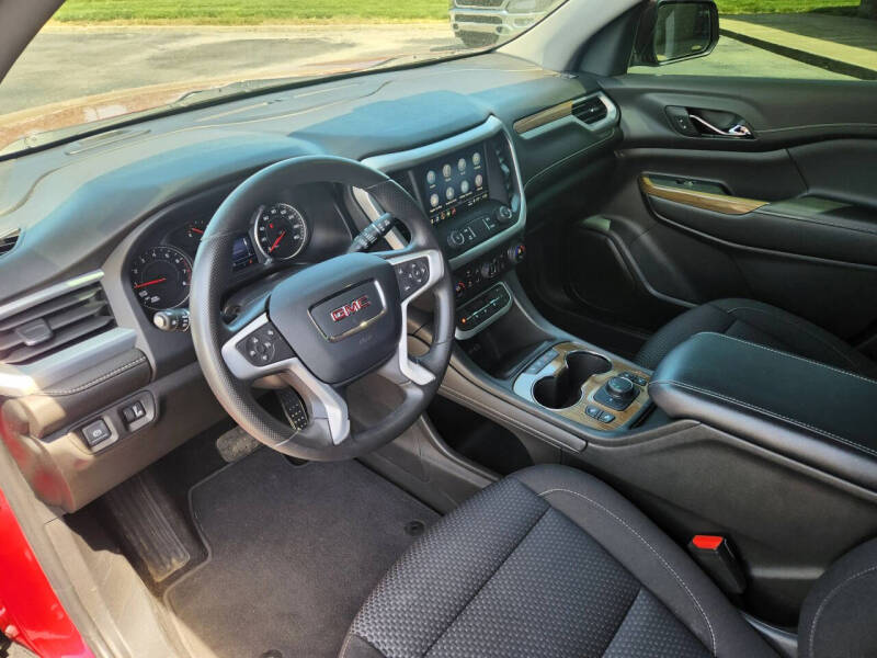 2022 GMC Acadia SLE