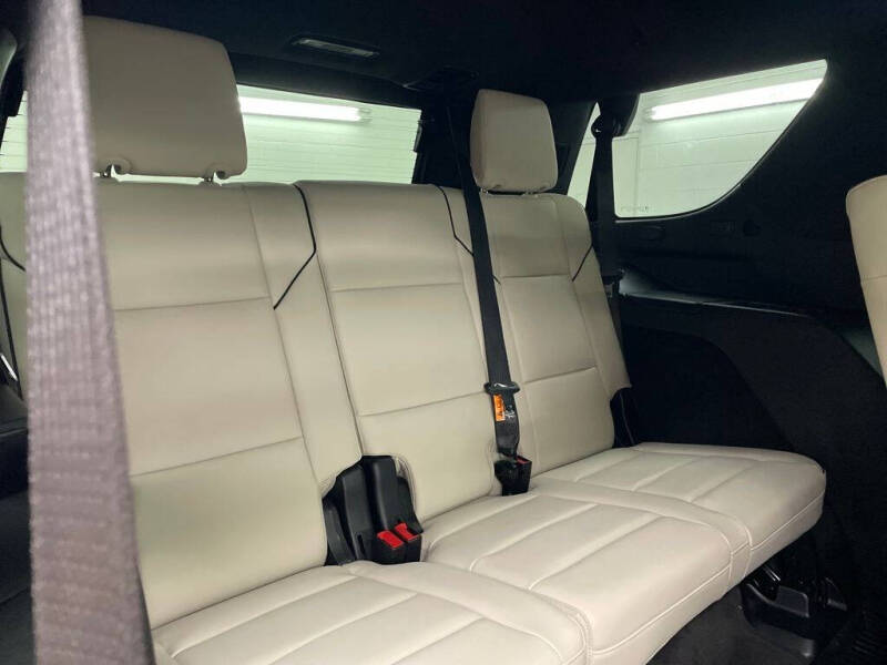 2025 Cadillac Escalade Sport