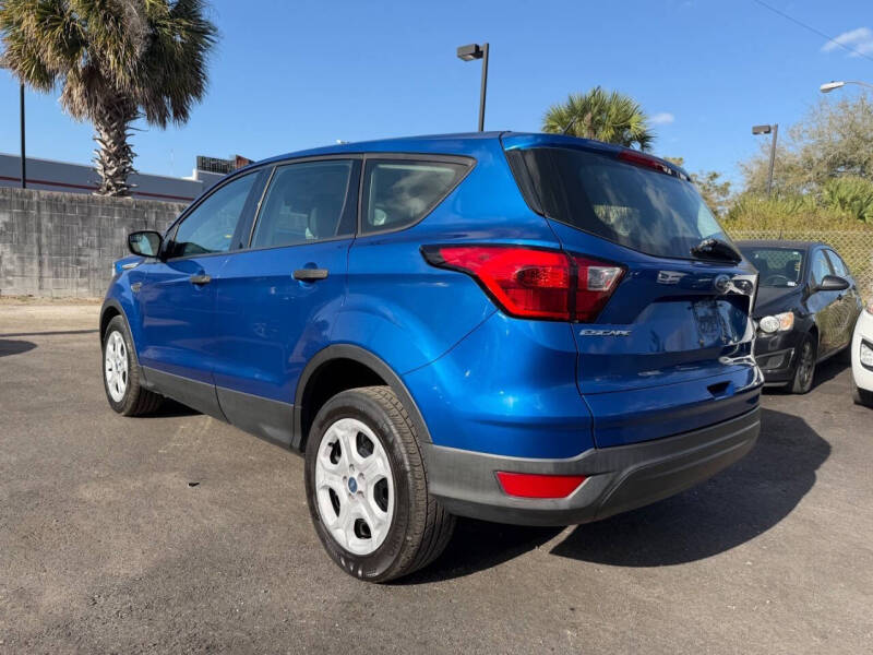 2019 Ford Escape S